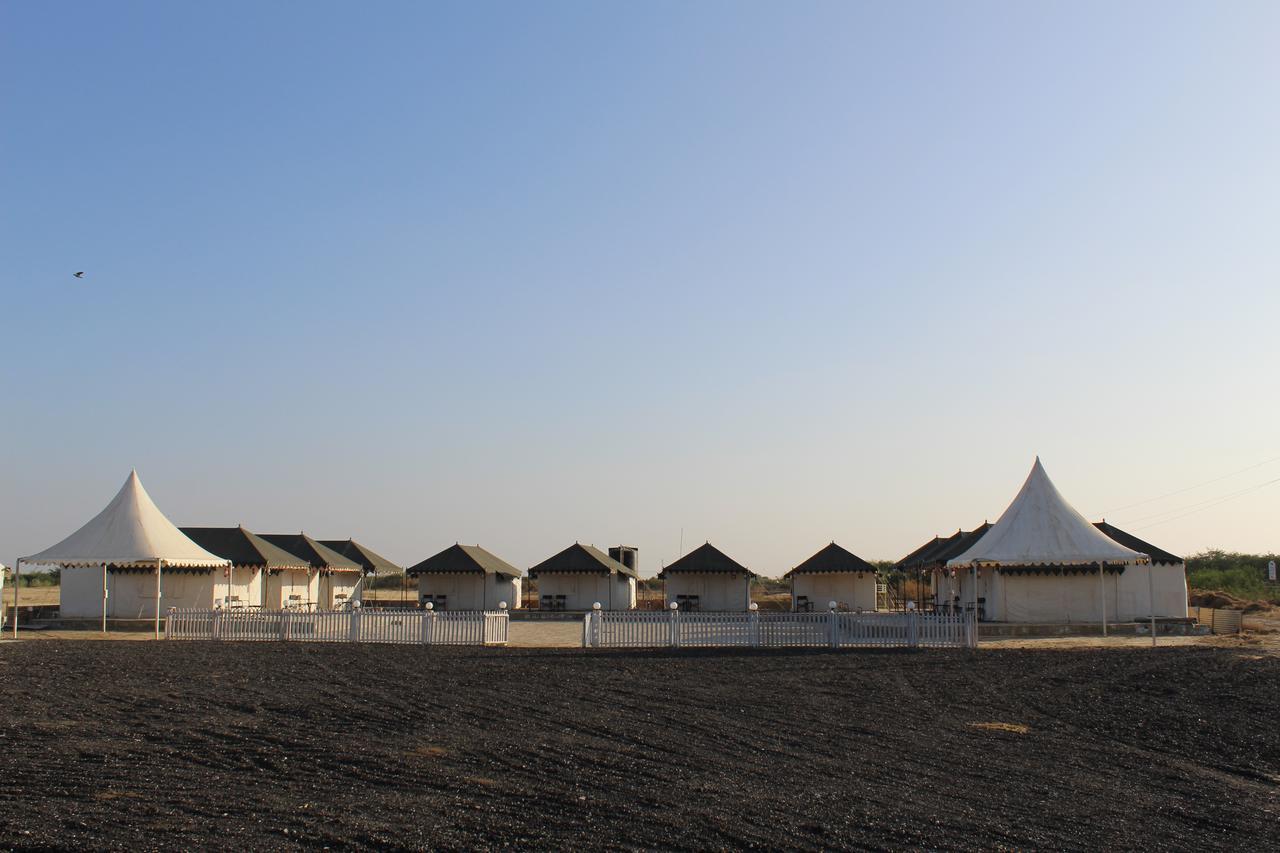 Hotel Nova Patgar Tents Bhuj Exteriér fotografie